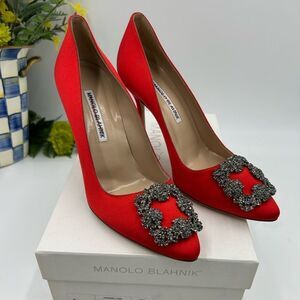 Women’s Manolo blahnik red satin pumps size 37.5 made in Italy